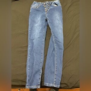 Button-up High-Waisted Skinny Jeans